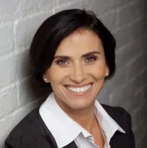 Profile picture of Juliana Oliveira, Toronto Portuguese Real Estate Agent